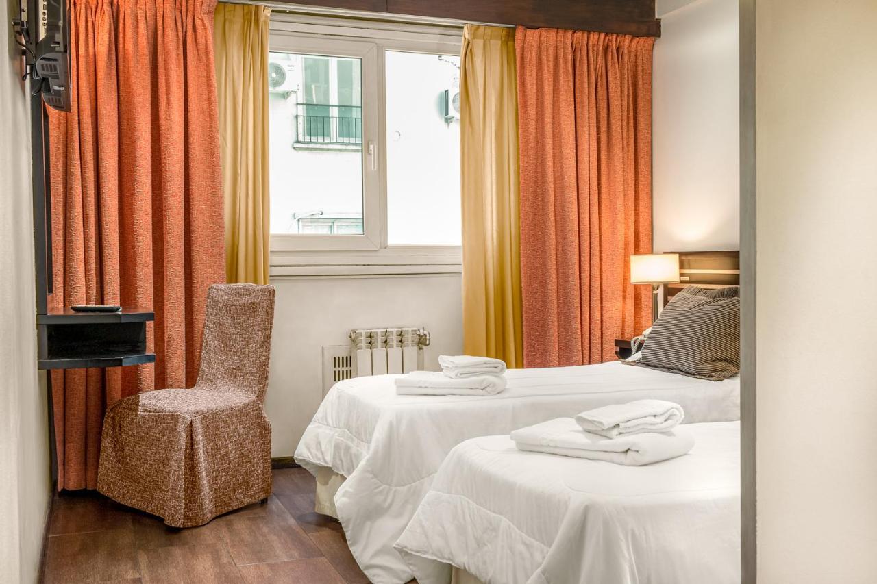 Up Retiro Hotel Buenos Aires Kültér fotó